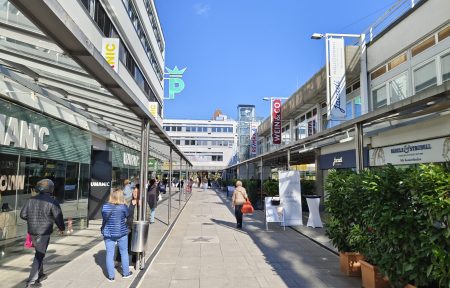 filter: 0; fileterIntensity: 0.0; filterMask: 0; brp_mask:0;
brp_del_th:null;
brp_del_sen:null;
delta:null;
module: photo;hw-remosaic: false;touch: (-1.0, -1.0);sceneMode: 2621440;cct_value: 0;AI_Scene: (-1, -1);aec_lux: 0.0;aec_lux_index: 0;albedo:  ;confidence:  ;motionLevel: -1;weatherinfo: null;temperature: 32;